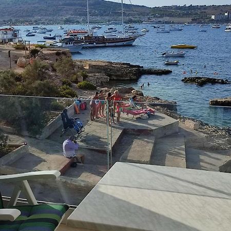 מליאהה Beachfront With Seaviews Apartment No56 Award Winner Unbeatable Location For Closeness To The Sea Ideal For Guests Looking For Winter Spring And Autumn Breaks In Sunny Malta Also Ideal For Coastal Hikers מראה חיצוני תמונה