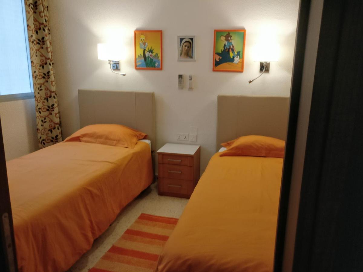 מליאהה Beachfront With Seaviews Apartment No56 Award Winner Unbeatable Location For Closeness To The Sea Ideal For Guests Looking For Winter Spring And Autumn Breaks In Sunny Malta Also Ideal For Coastal Hikers מראה חיצוני תמונה
